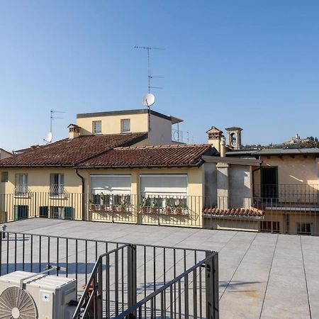 Appartamento Terrazza Cavour Bréscia Exterior foto